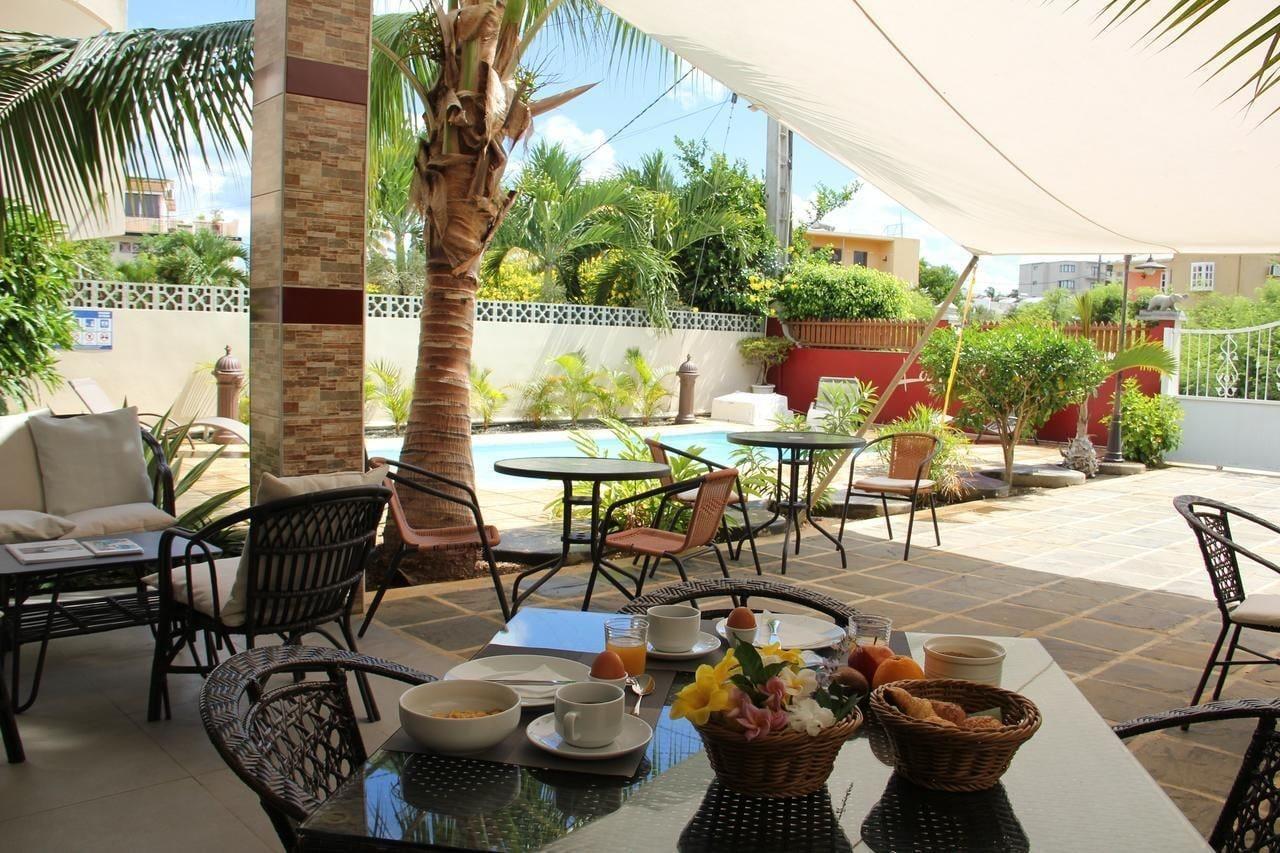 Lariad Bnb Flic en Flac Exterior photo