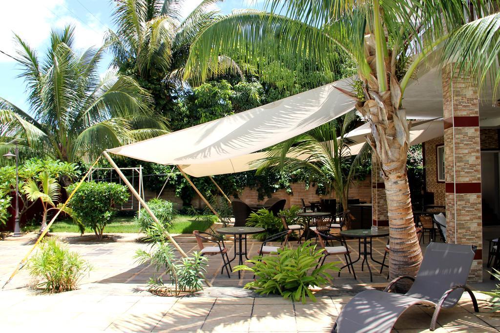 Lariad Bnb Flic en Flac Exterior photo