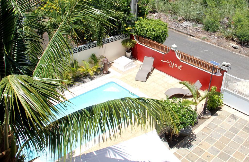 Lariad Bnb Flic en Flac Exterior photo